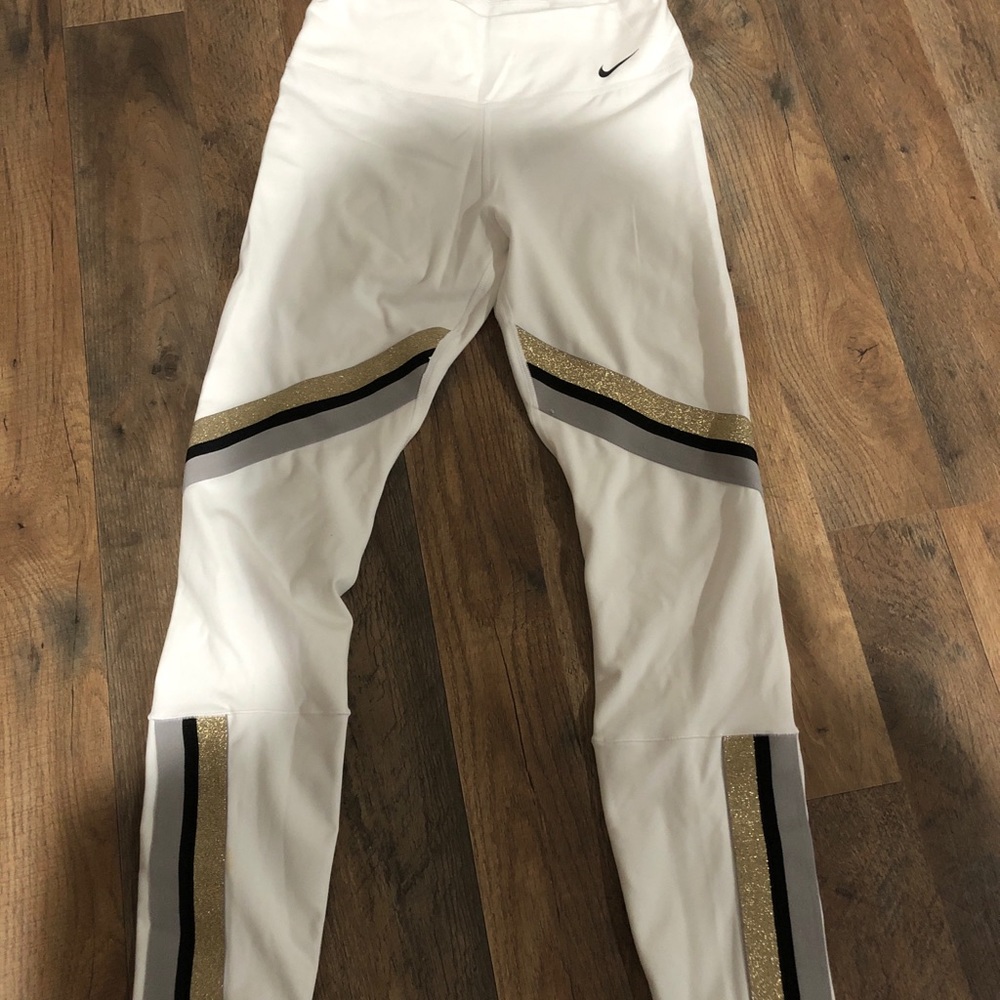 nike leggings size small, full length, brand new and never worn just no tags